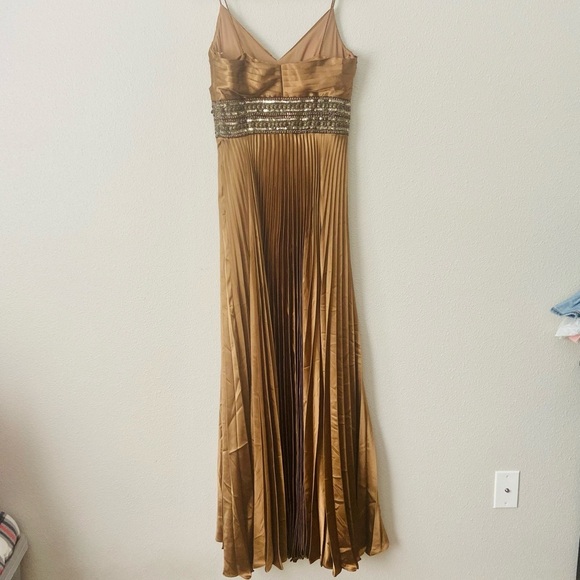 JS Collections Bridesmaid Homecoming Dress Size 8 - Picture 5 of 11